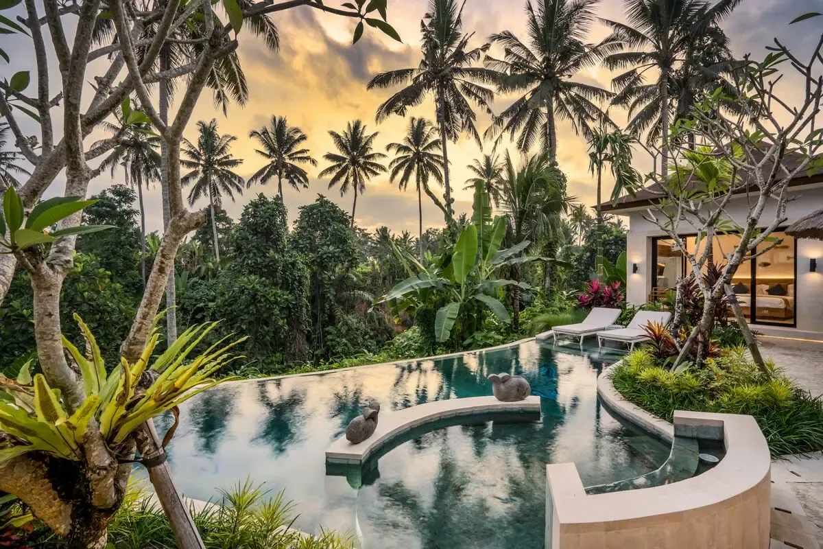 Luxury Retreats