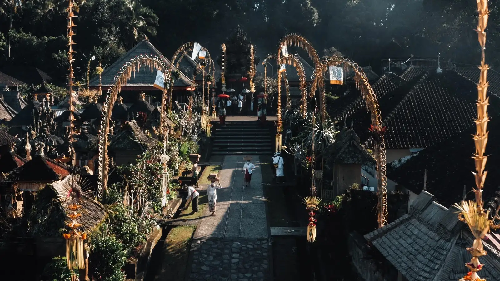 Get Invited into a Balinese Home