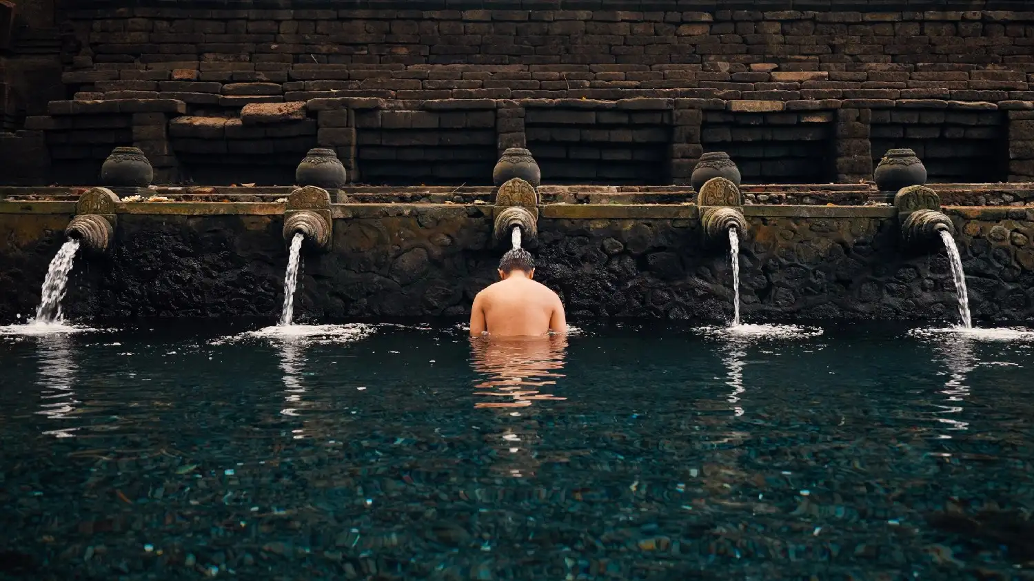 Sunrise Water Purification at Pura Tirta Empul