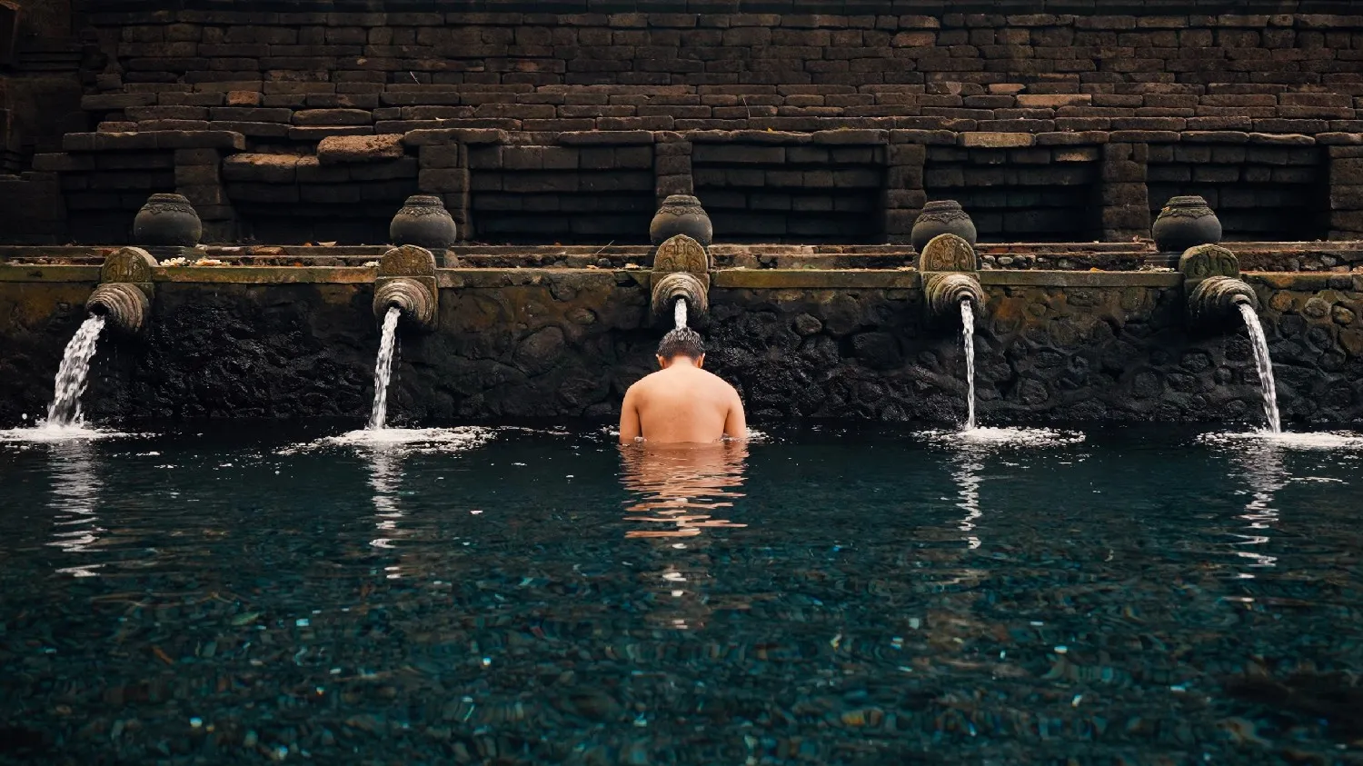 Sunrise Water Purification at Pura Tirta Empul